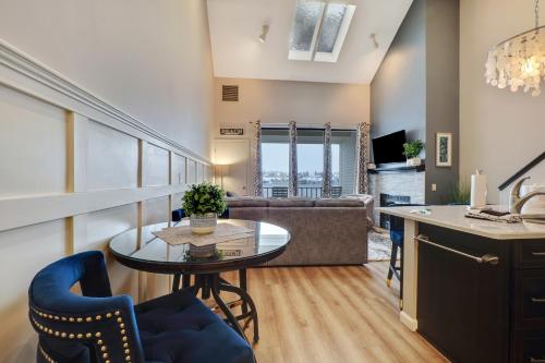 345 Edgewater Inn - photo 3