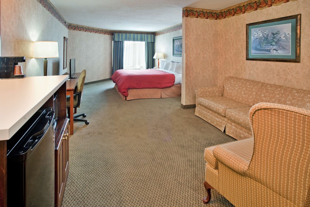 Country Inn & Suites by Radisson Somerset KY - photo 17