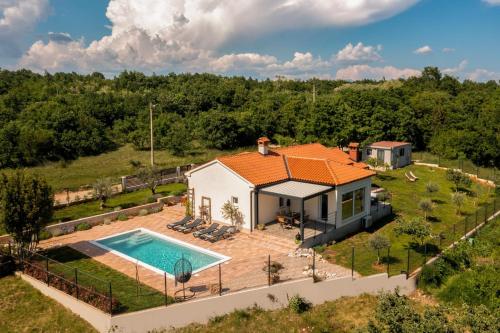 Villa Bogondon — 4-Star Luxury Hotel in Labin, Croatia