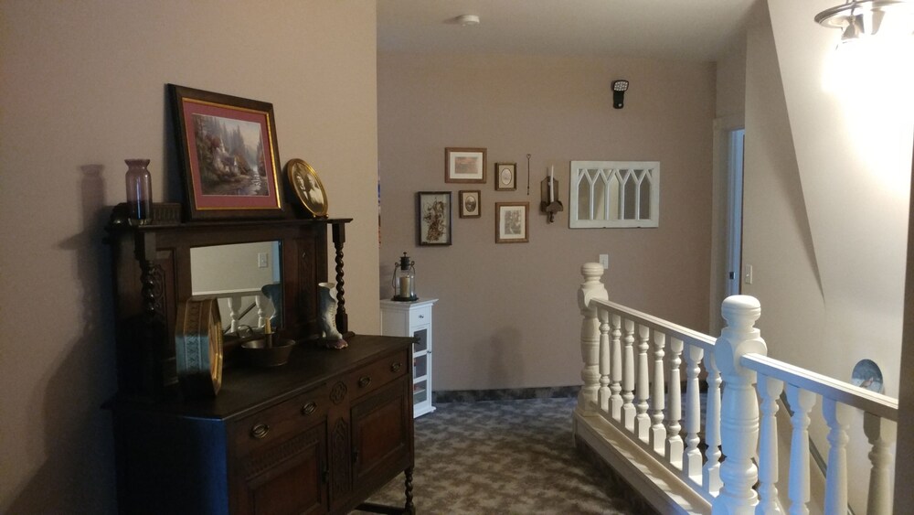 The Iron Gate Inn - photo 43
