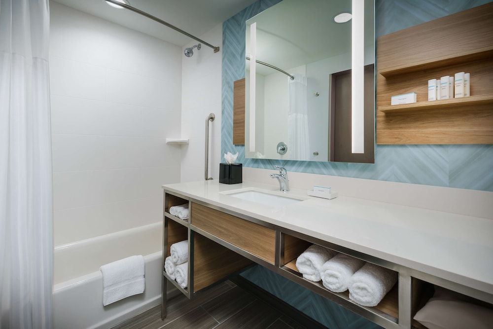 Hilton Garden Inn Apopka City Center - photo 19