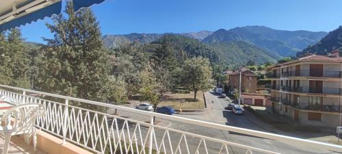 Refuge la Pena by Les Refuges de Rachel in Vernet-Les-Bains, France