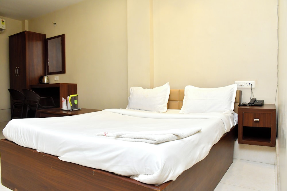Raj Gharana - last minute hotel in Raipur