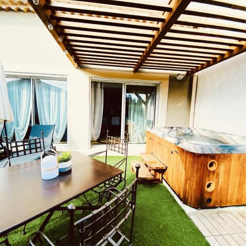 Sous Le Figuier — hotel in Beaumes-De-Venise