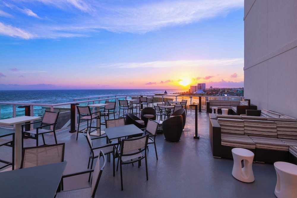 SpringHill Suites by Marriott Panama City Beach Beachfront - photo 31