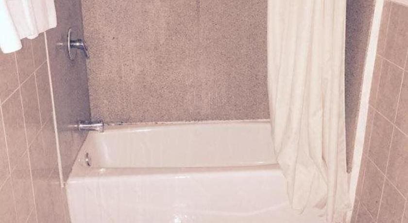 Monterey Motel - photo 11