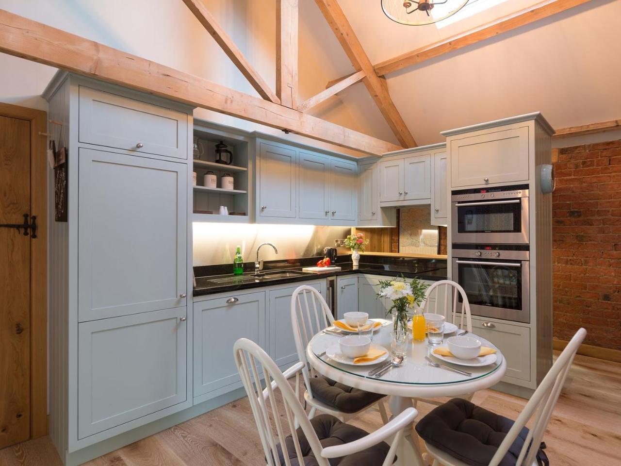 Daisy — 4-Star Luxury Hotel in Northallerton, United Kingdom