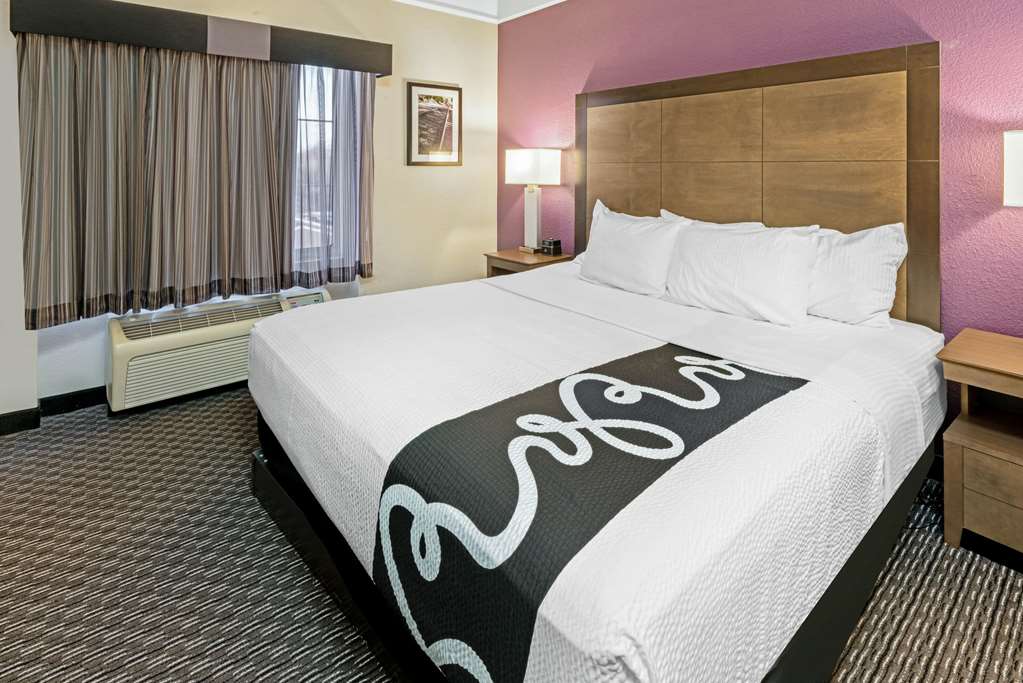 La Quinta Inn & Suites by Wyndham Orem University Pwy Provo - photo 52