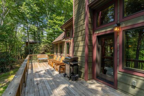 Laurel Creek Lodge — 4-Star Luxury Hotel in Banner Elk, United States