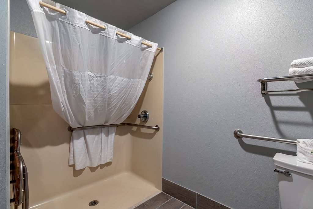 Quality Inn Madras - photo 18