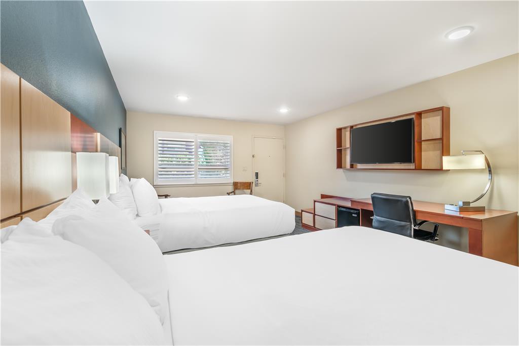 Best Western Plus Clocktower Inn - photo 13