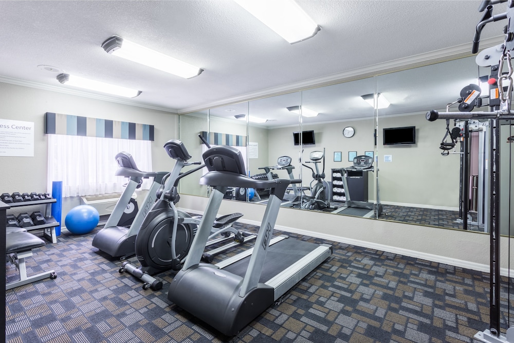 Holiday Inn Express Hotel & Suites Lake Charles by IHG - photo 14