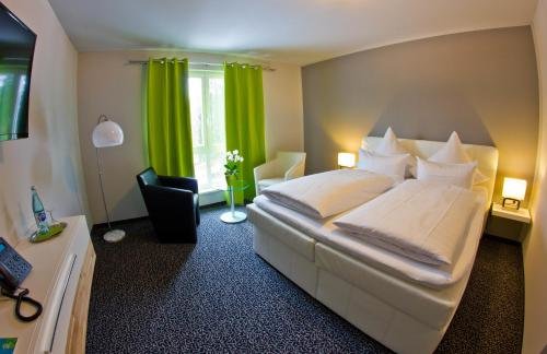 Hotel Eyberg - carbon neutral hotel in Dahn