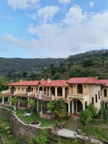 The Orchard at Peora Estates — Naini Tal — photo 2