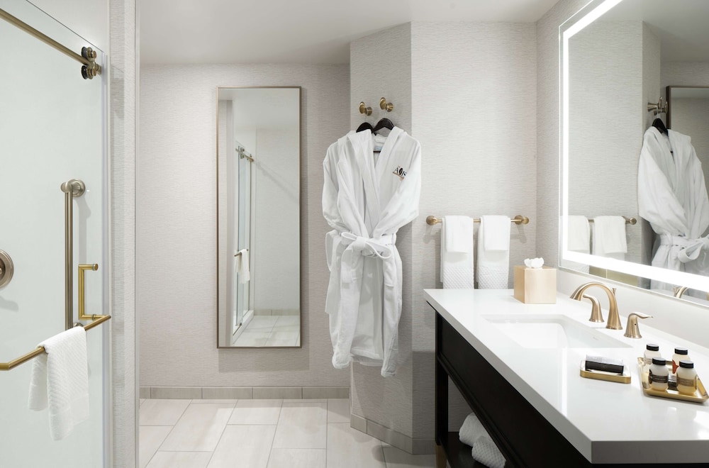 The Axis Moline Hotel Tapestry Collection by Hilton - photo 20