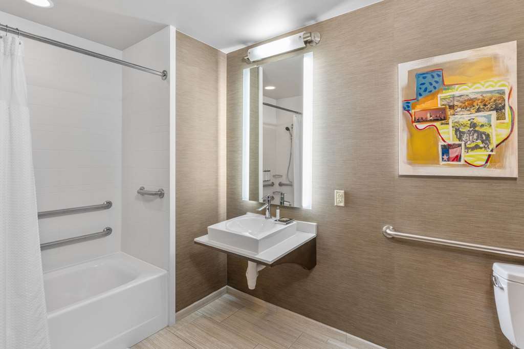 Cambria Hotel Plano Frisco - photo 30