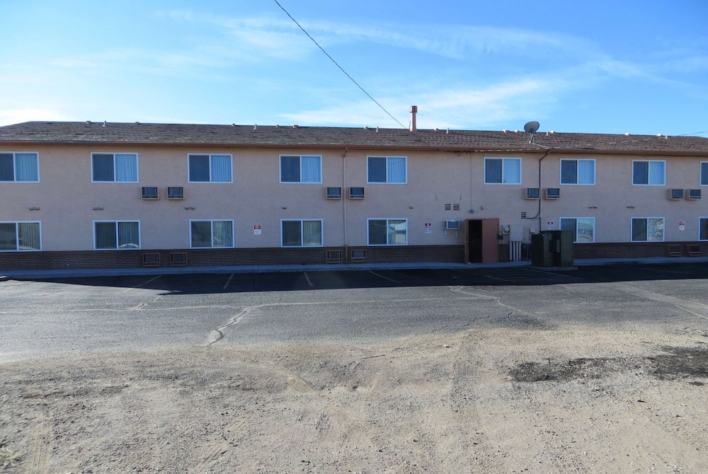 Days Inn by Wyndham Alamosa - photo 52