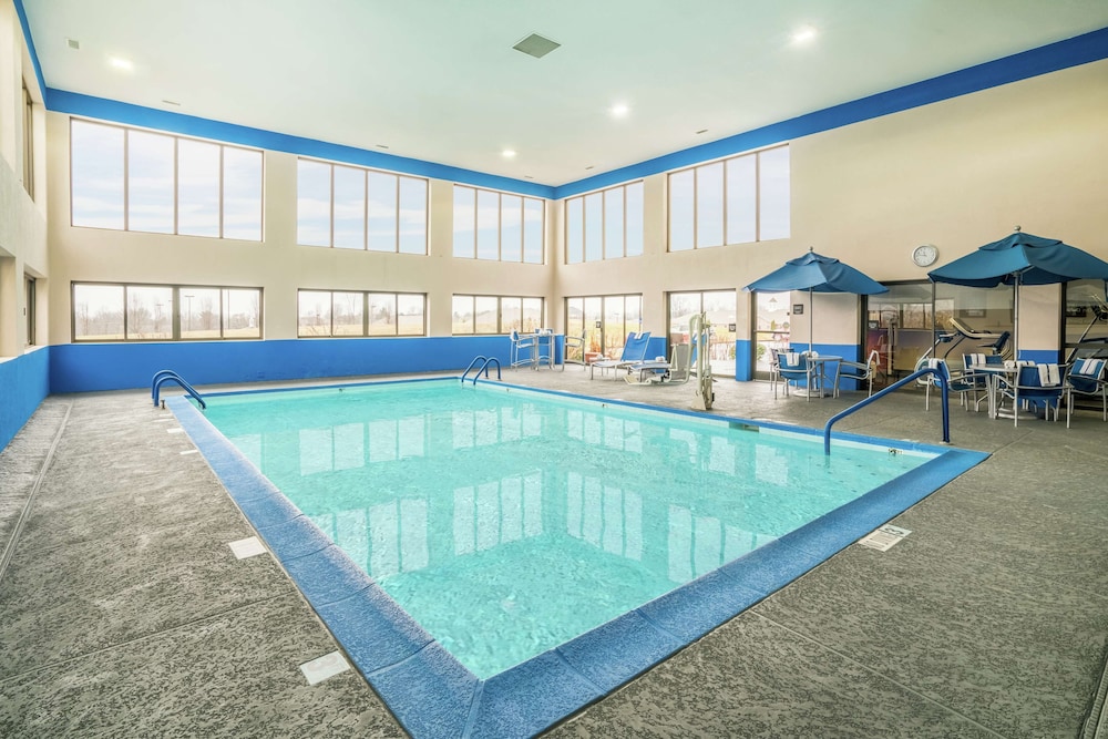 Spark by Hilton Bardstown - photo 21