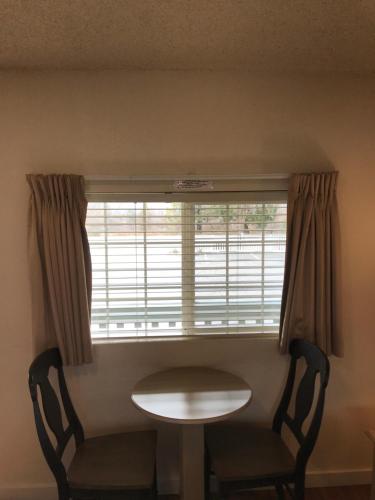 Cold Creek Inn - photo 16