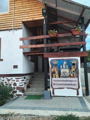 Victoriei 35B in Curtea De Arges, Romania