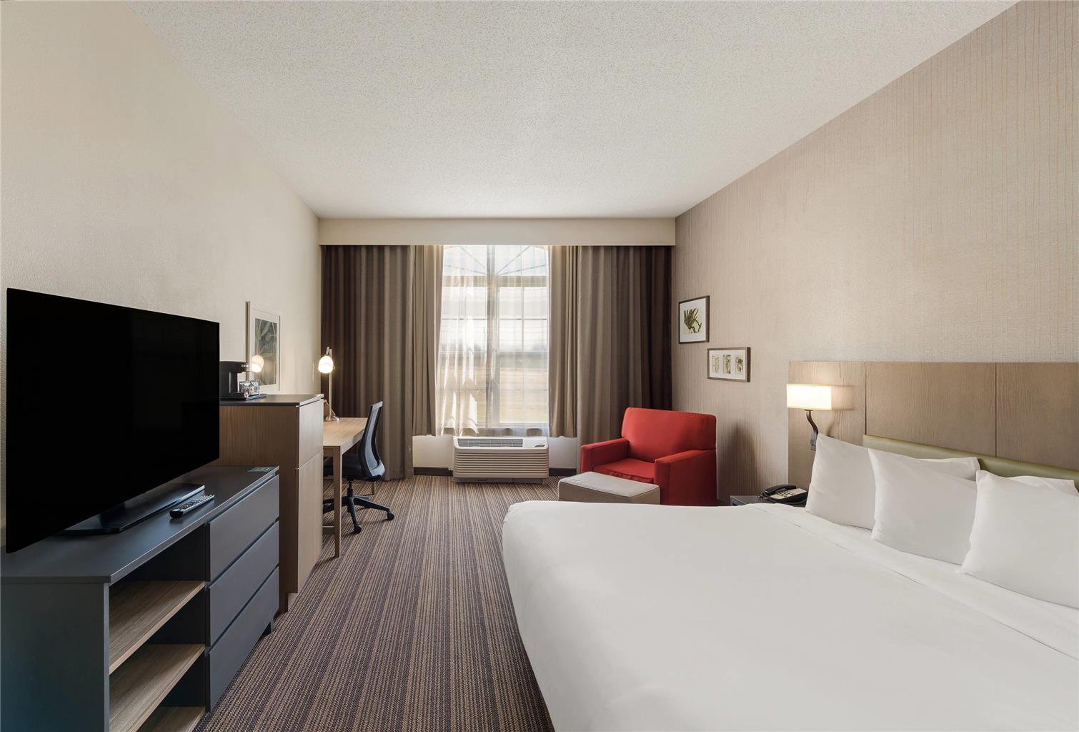 Country Inn & Suites by Radisson Findlay OH - photo 31