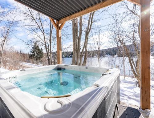 Chalets Lac à la Truite in Val-David, Canada