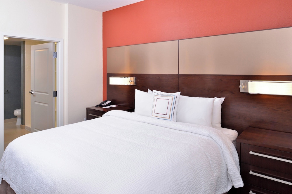 Residence Inn East Lansing - photo 9