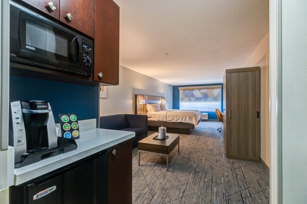 Holiday Inn Express Salinas by IHG - photo 6