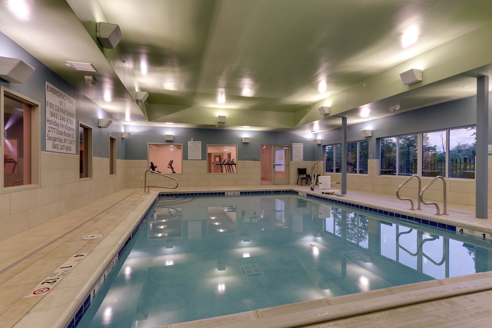 Holiday Inn Express & Suites Saugerties Hudson Valley by IHG - photo 32