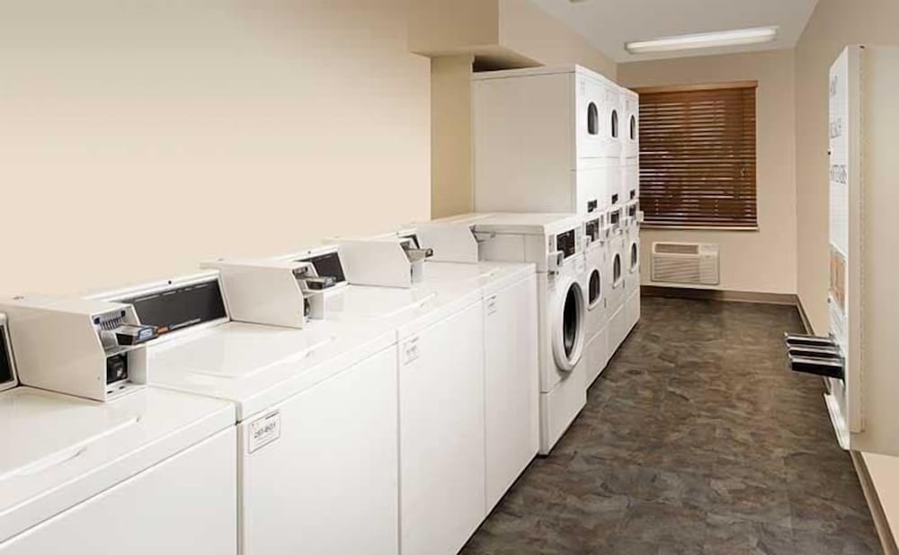 WoodSpring Suites Evansville East - photo 22