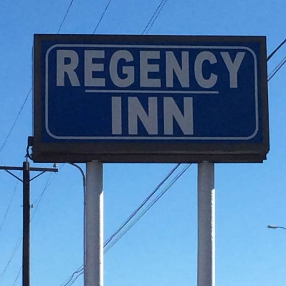 Regency Inn Comanche - photo 30