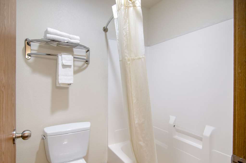 Quality Inn Kearney Liberty - photo 3