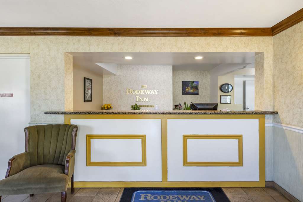 Rodeway Inn at Nevada State Capitol - photo 2