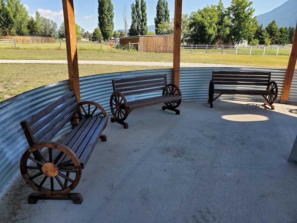 Glacier Acres Guest Ranch - photo 31