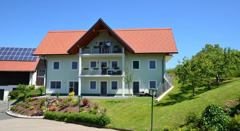 Weingut Zirngast in Leutschach, Austria