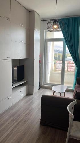 Apartment with pool in Green Diamond