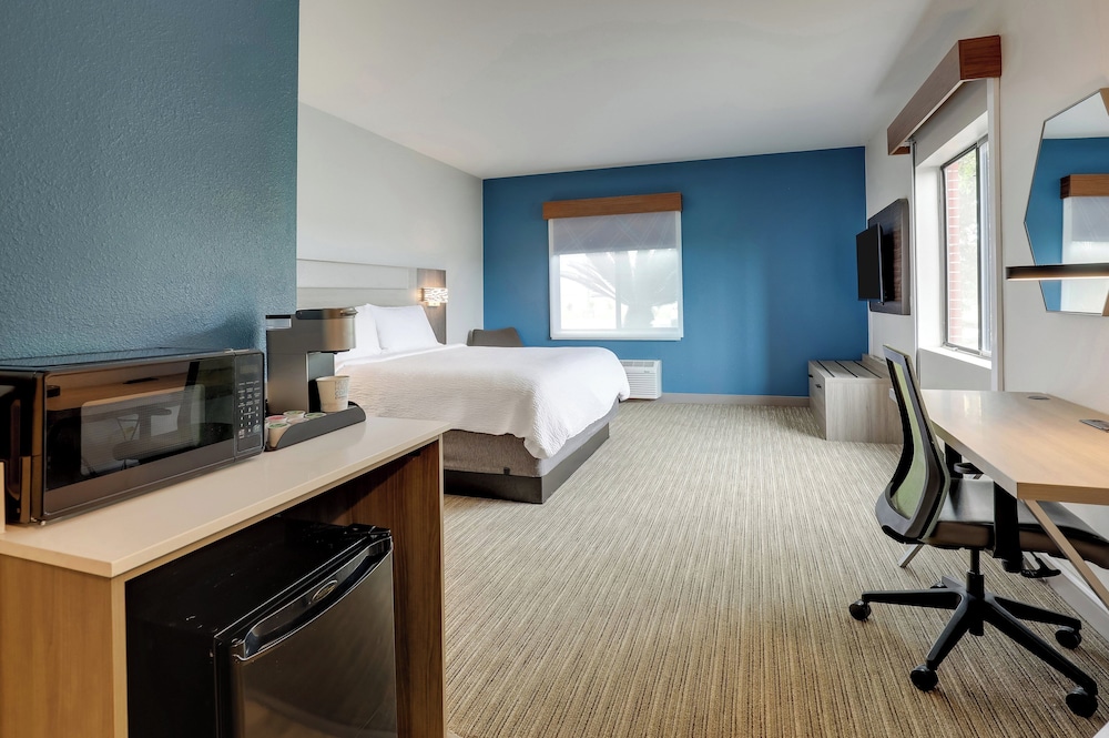 Holiday Inn Express Hotel & Suites Hinesville East Fort Stewart - photo 66