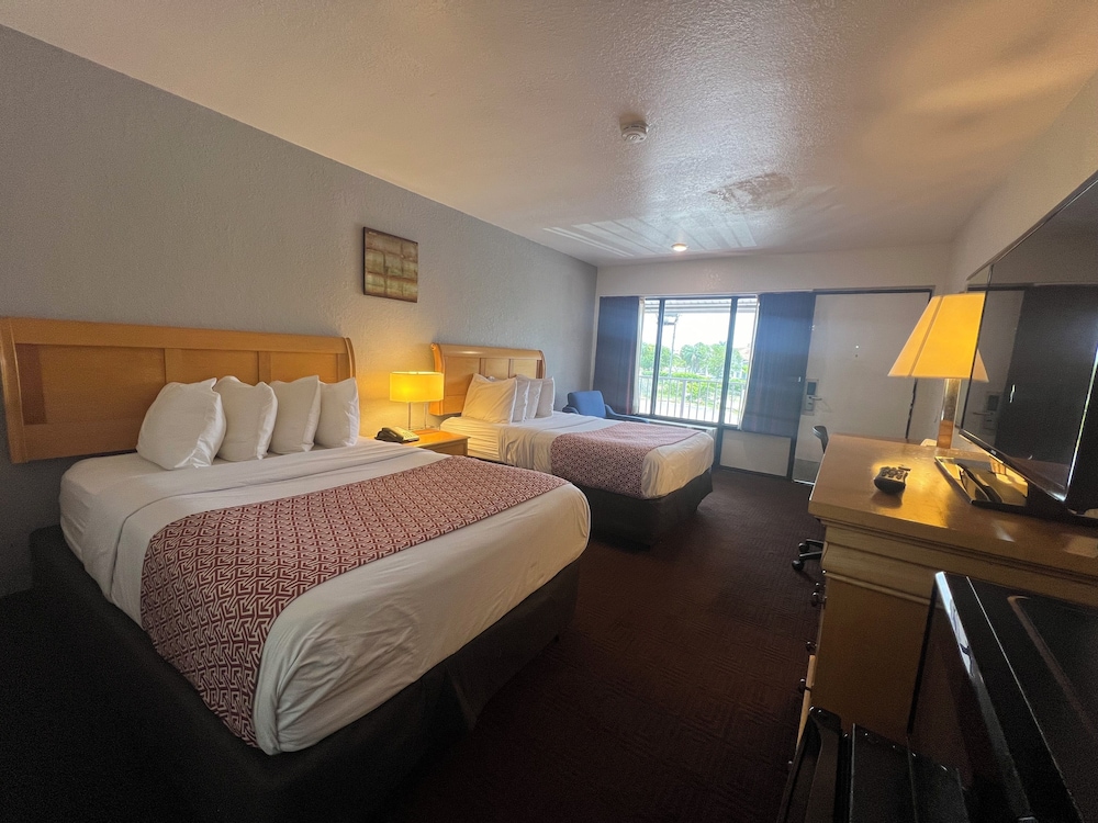 Garden Inn Homestead - photo 20