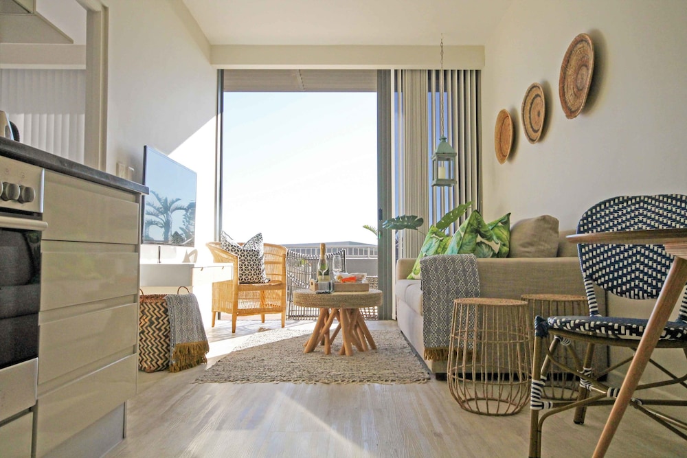 LG8 Infinity Apartments