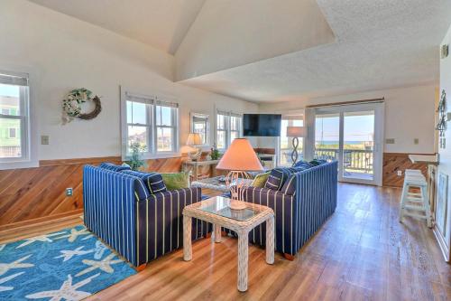 5018 Mike`s Beach House — 4-Star Luxury Hotel in Kill Devil Hills, United States