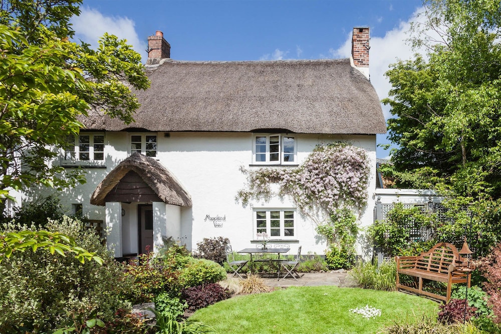 Moorland View Cottage — 4-Star Luxury Hotel in Newton Abbot, United Kingdom