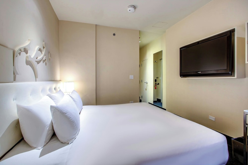 W Chicago City Center - featured photo