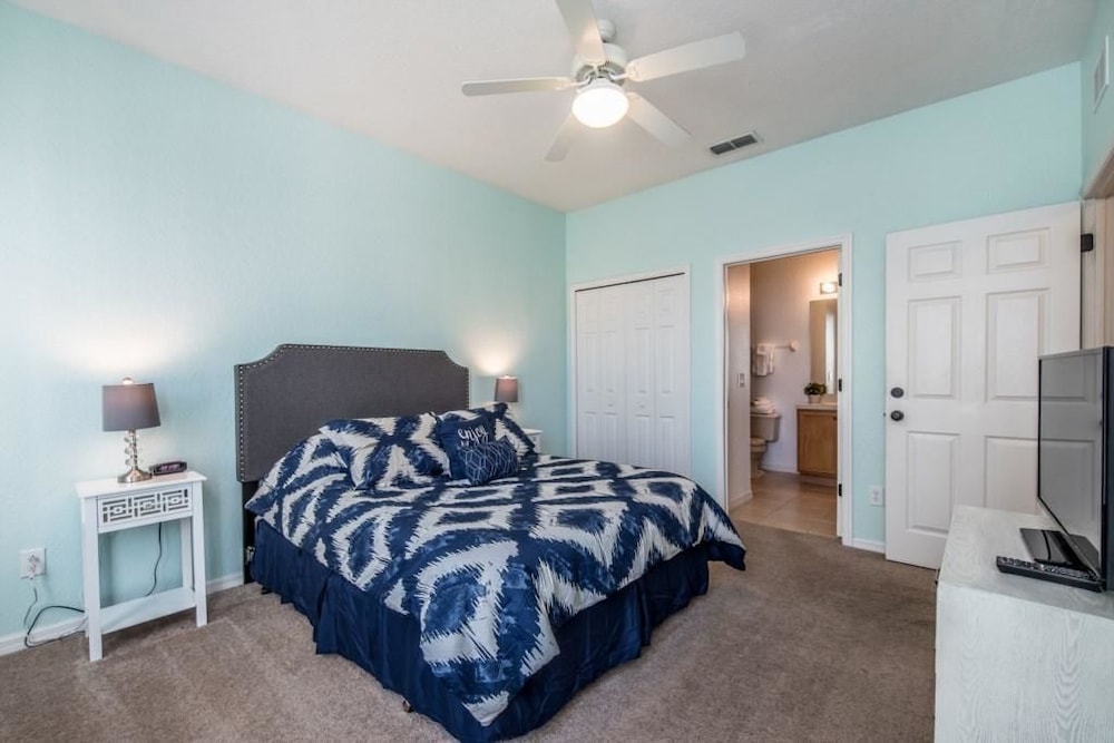1104cal 4 Bedroom Townhome in a Resort Waterpark - photo 8