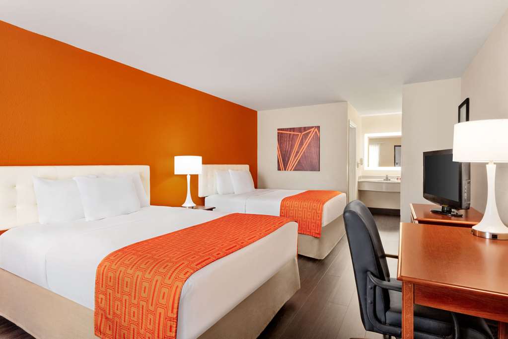 Howard Johnson by Wyndham Chattanooga Lookout Mountain I 24 - photo 23