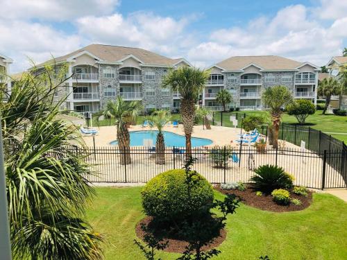 Cute stylish and comfy condo in the center of MB — 4-Star Luxury Hotel in Myrtle Beach, United States