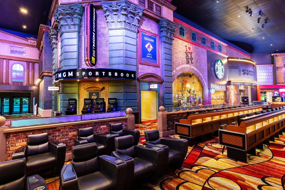 New York New York Hotel & Casino - photo 41