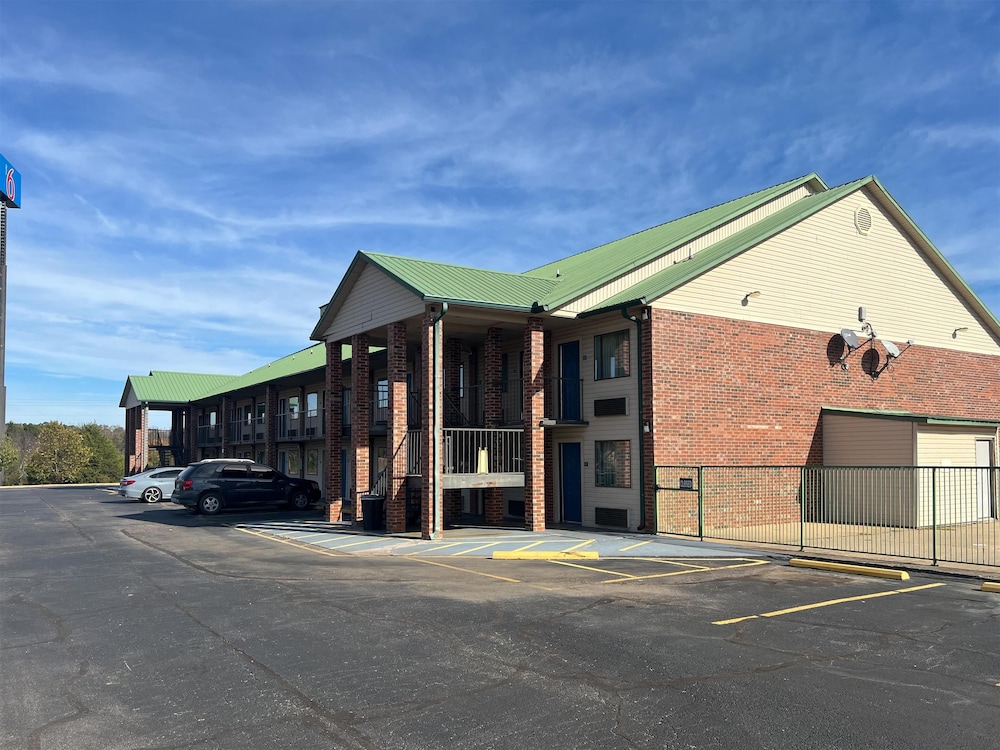 Motel 6 Ozark AR - photo 17