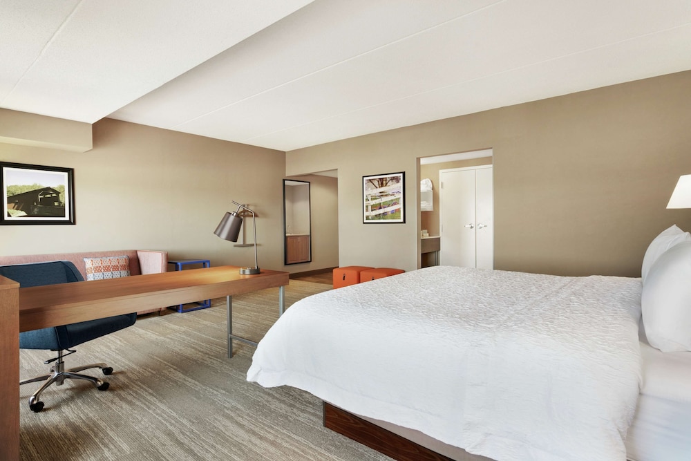 Hampton Inn & Suites Ephrata Mountain Springs - photo 10