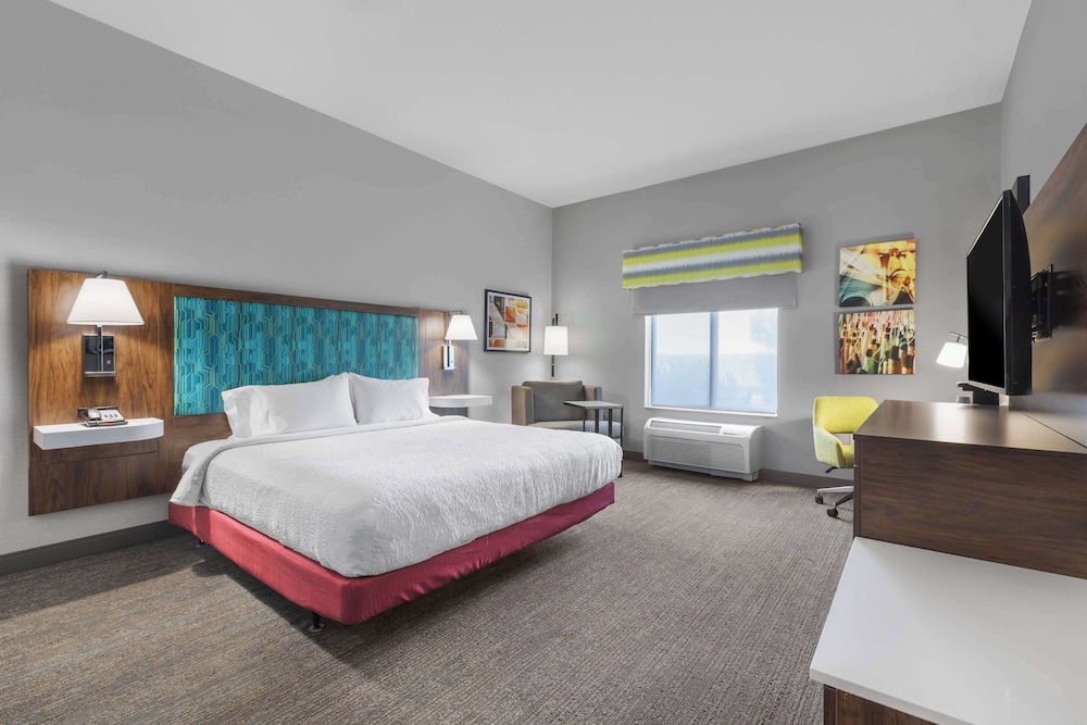 Hampton Inn Pendleton - photo 7