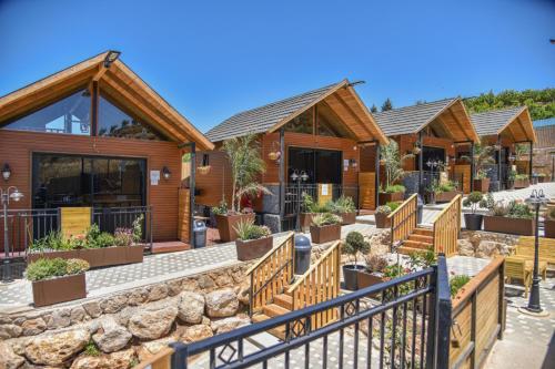 Mitzpe Hermon Tzimmers in Qiryat Shemona, Israel